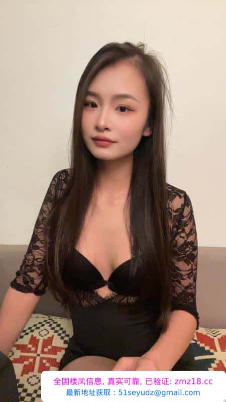 白云肤白乖巧大长腿