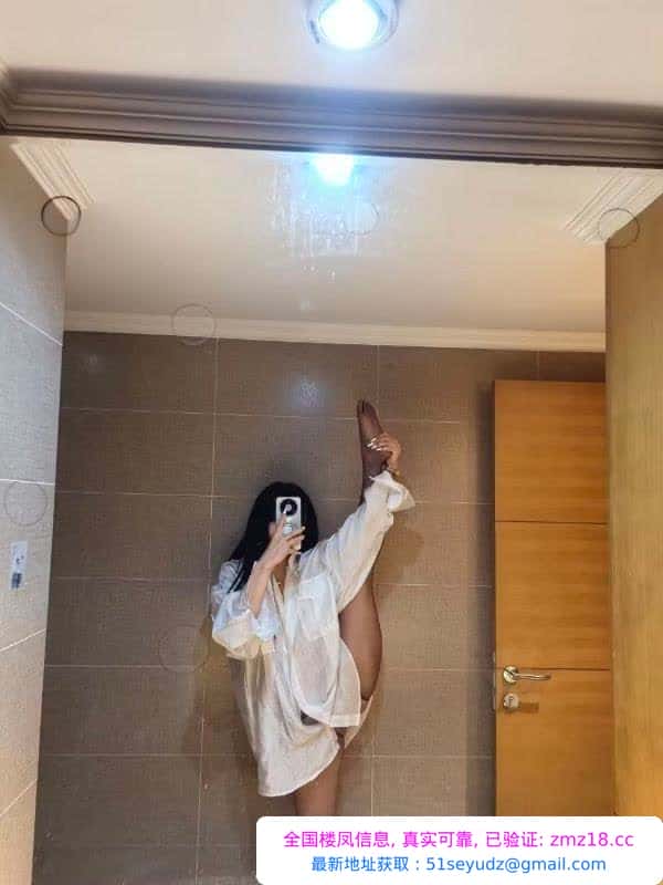 高挑性感长腿颜值妹子