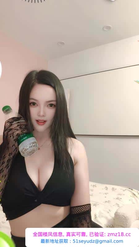 武侯大屁股酥酥