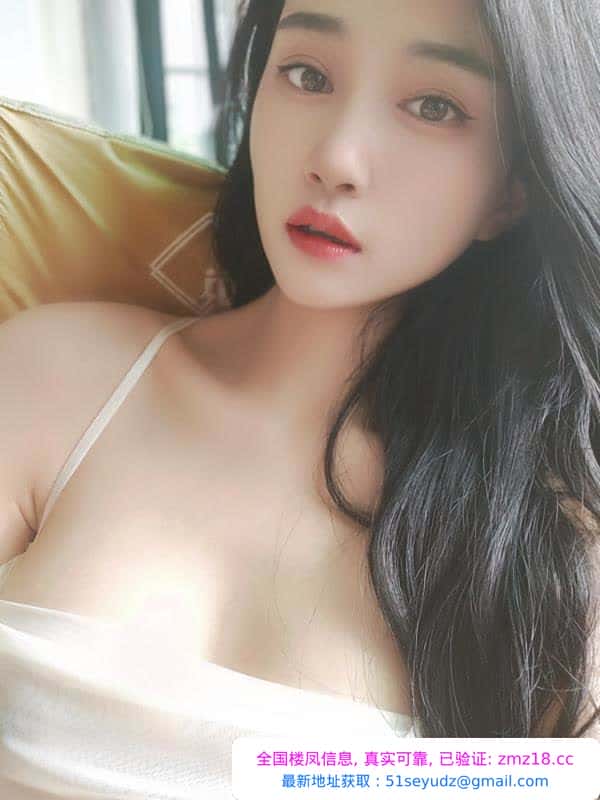 拱墅深喉美乳御姐