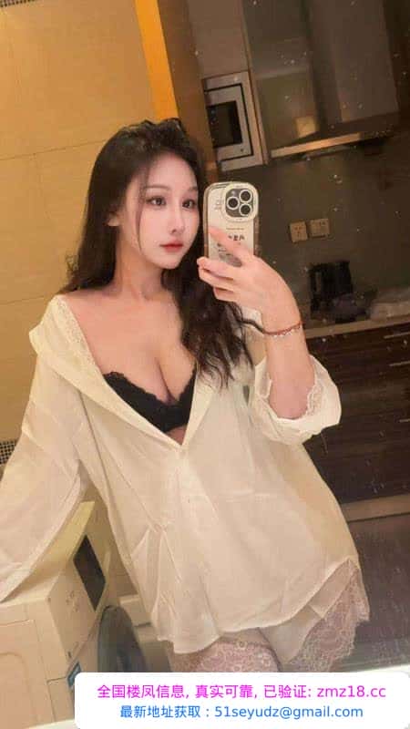 娇艳欲滴的小妹妹