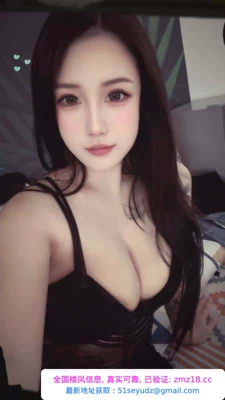 铁西大胸嫩妹儿晓晓