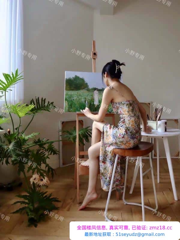 170画画文艺妞小野