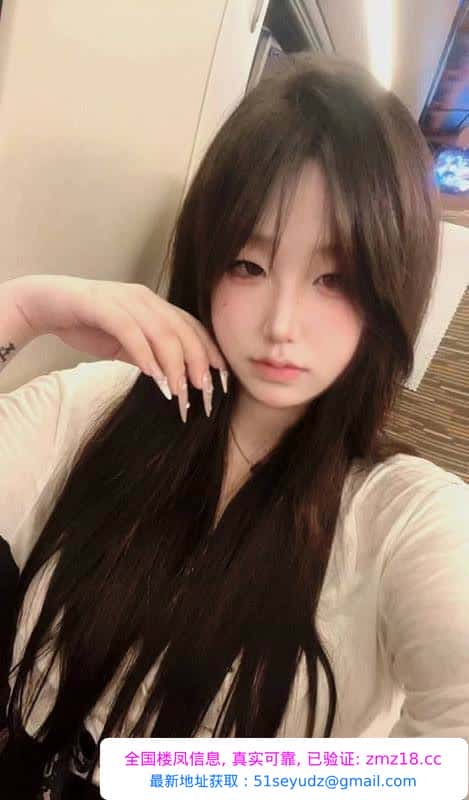 纯情可爱萌妹子