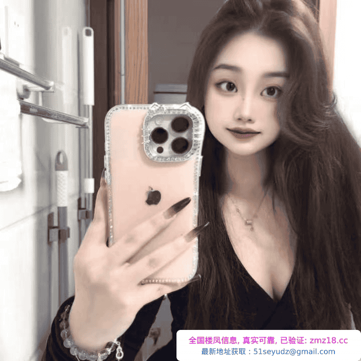 可爱乖巧小美女婉茹