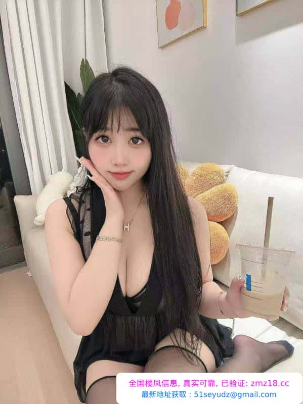 风骚制服大奶诗诗