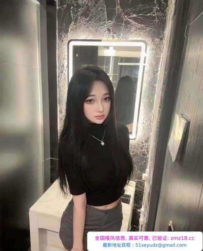 丰满翘臀老师口活好
