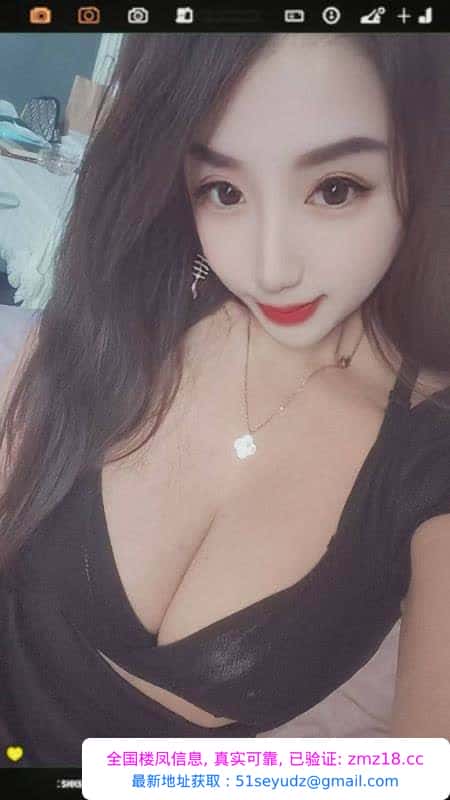 朝阳大胸身材好妹子