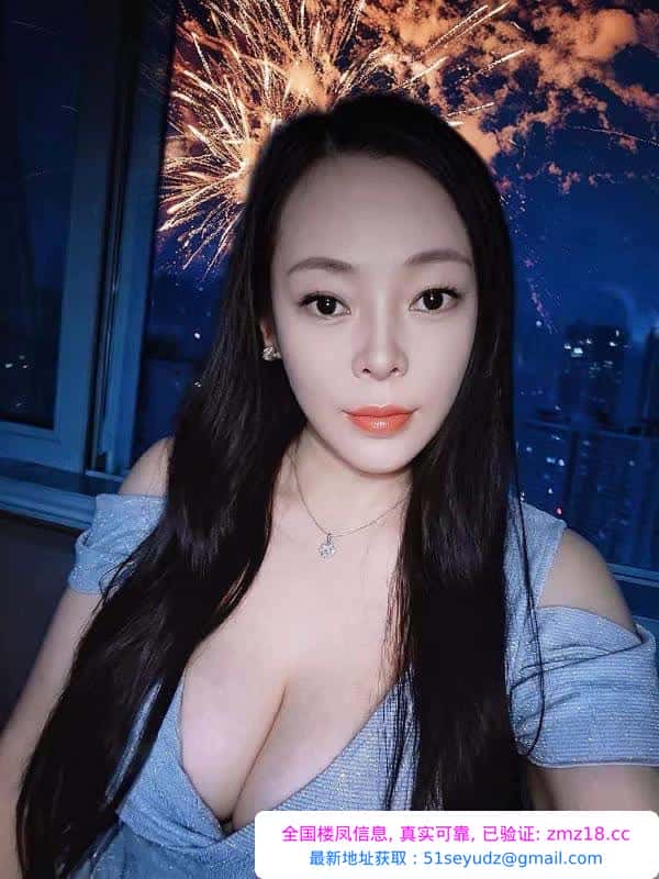 沙坪坝巨乳莉莉姐