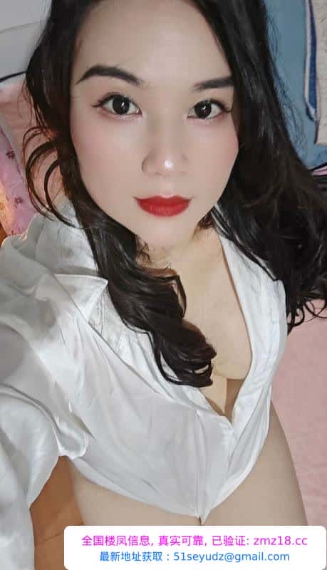 肉臀少妇玲玲