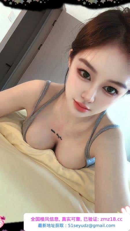 大胸紧致小骚逼