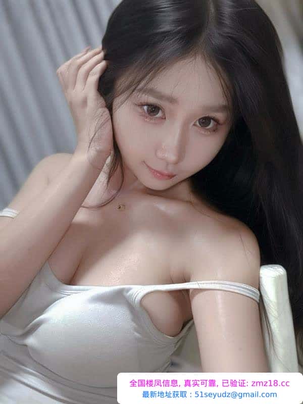 市北三点粉嫩女模