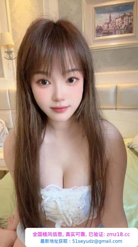 蜀山娃娃脸小骚货