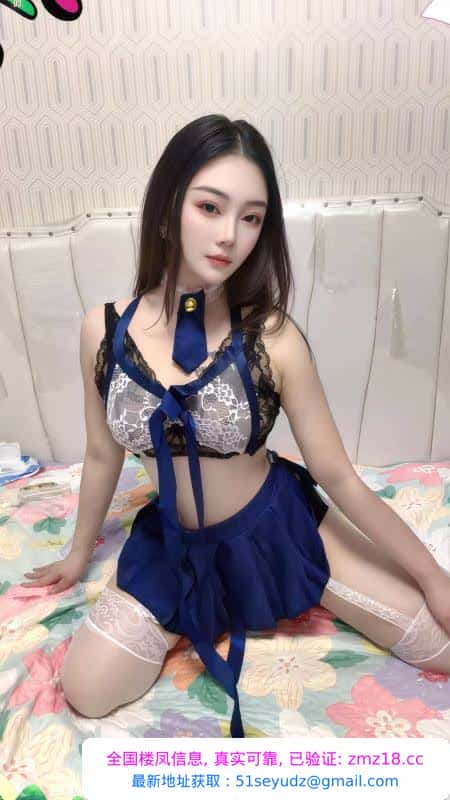 上城性感大胸骚妹
