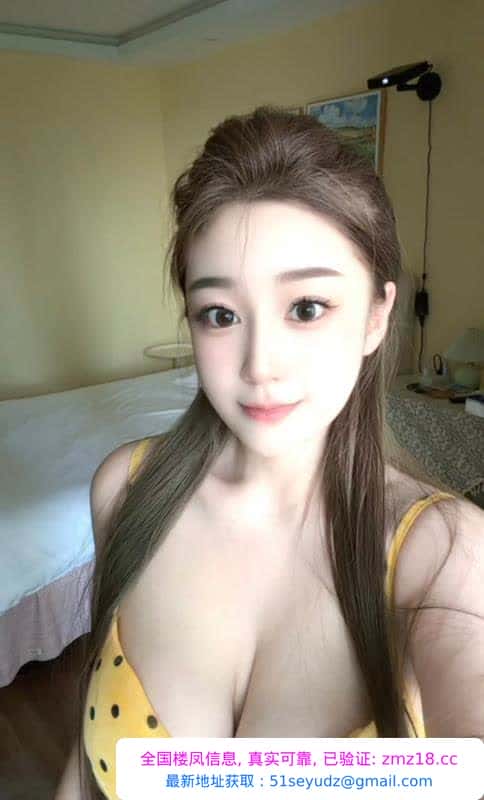 高颜值模特身材极品女