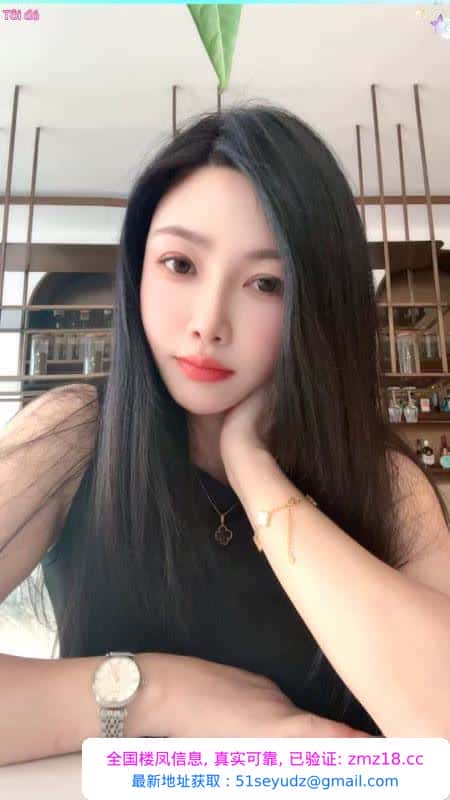 肤白貌美骚嫩妹
