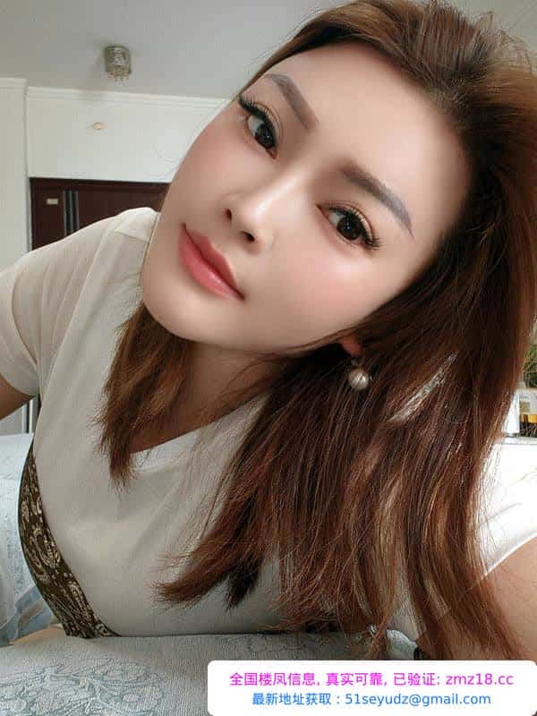 肥臀大奶骚妇