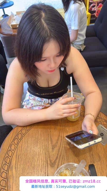 南京可爱听障女孩