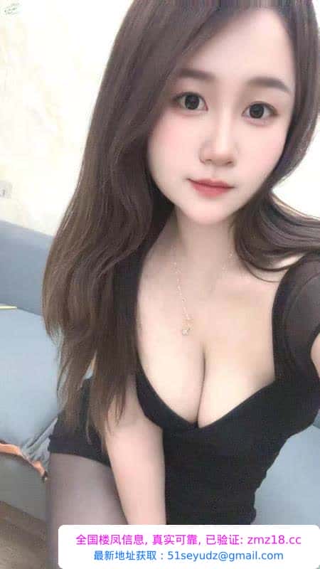 一线天大胸萱萱
