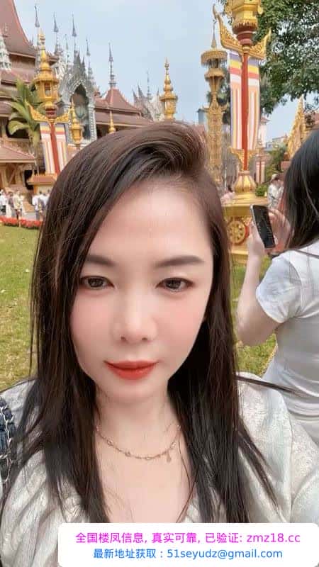 三通气质熟女