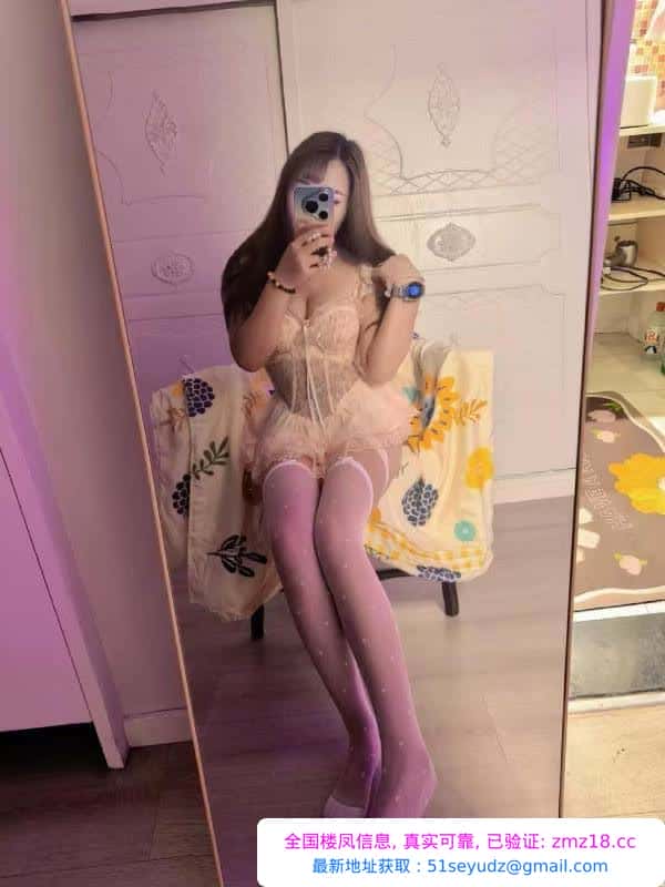 汉阳性感美腿小兮