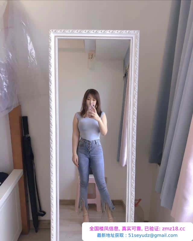 上城大胸翘臀御姐
