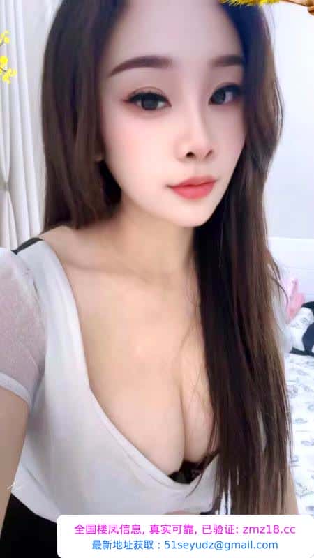 舌吻可颜射骚姐姐