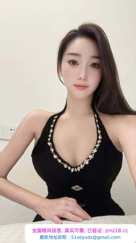 钱塘健身大胸美女