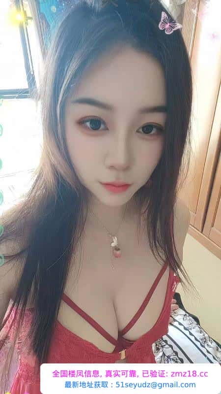 长腿风骚热情玲玲