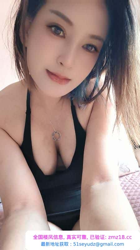 爆艹长腿骚姐姐