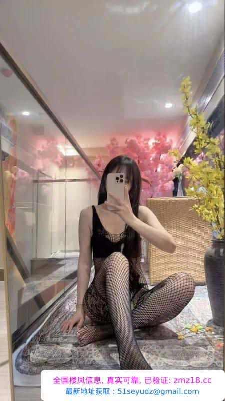 小骚妇泰国抓龙筋口出