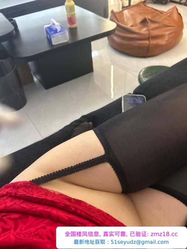 性感白虎b翘臀曦瑶
