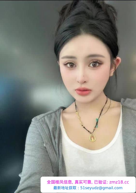 气质高挑服务系小姐姐