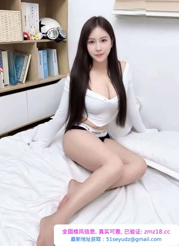 居家大胸姐姐