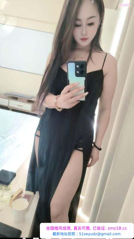 性感韵味甜美御姐