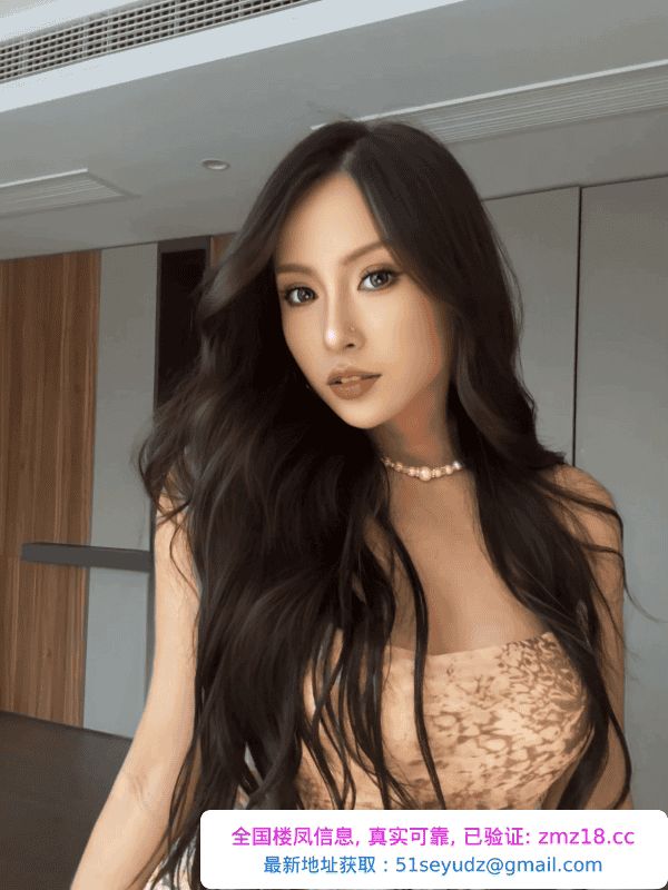 蜜桃臀爱健身的小姐姐