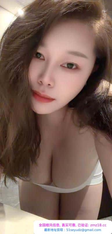 SM大奶美穴小少妇