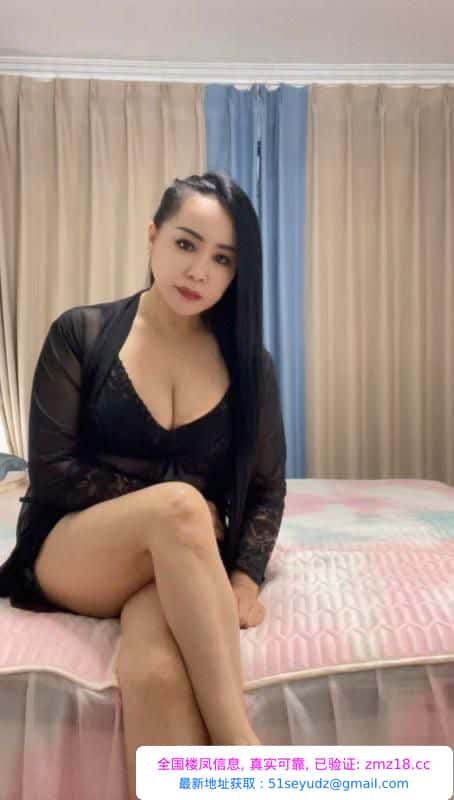 口活一流的风韵少妇