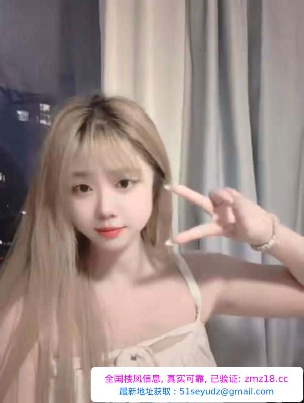 河西婴儿肥小姐姐