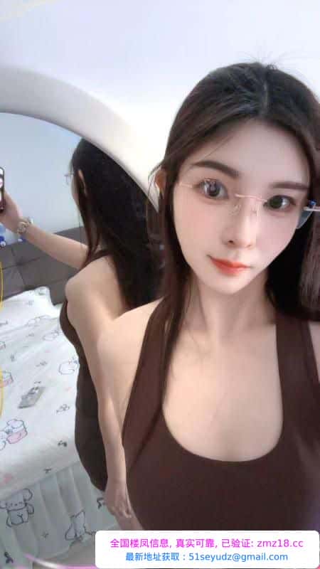 健身少妇易拉宝