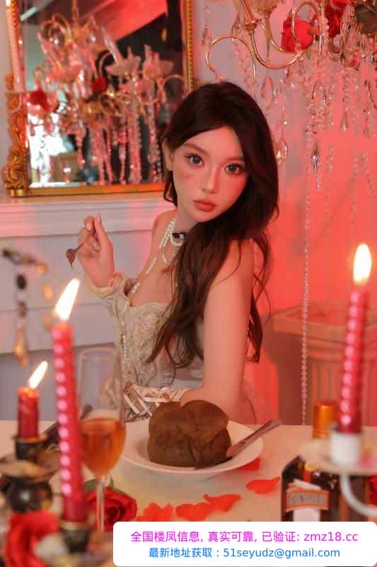 纯情女友小猫