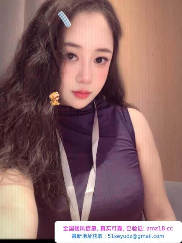 温柔甜美风骚大胸妹
