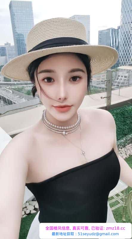 蜜桃臀性感小演员