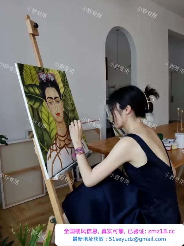 170文艺咖女友小野