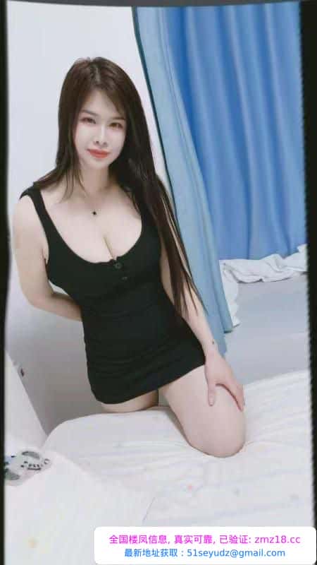 风骚水多大奶妹子