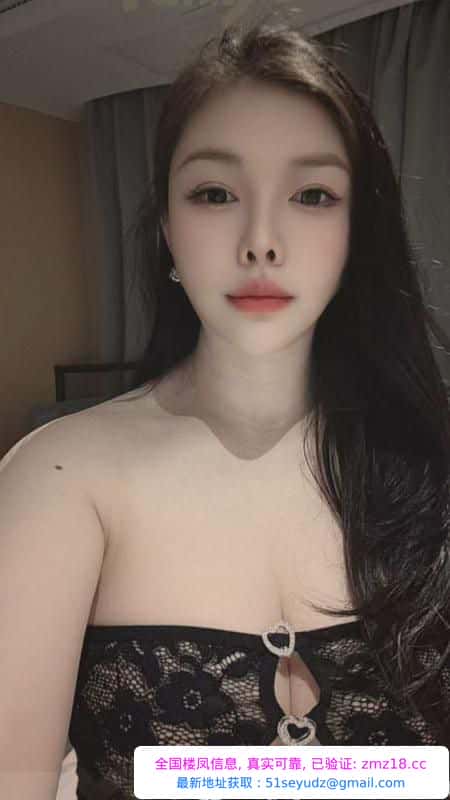 肥臀巨乳骚逼体验