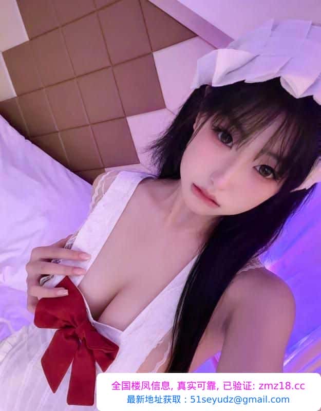 舌吻柔妹小困包