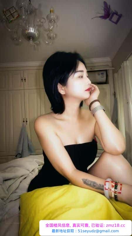 光谷妩媚多姿乐乐