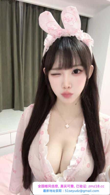 拱墅肤白貌美小小苏