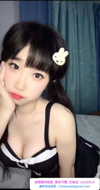 大奶可玩具风骚嫩妹